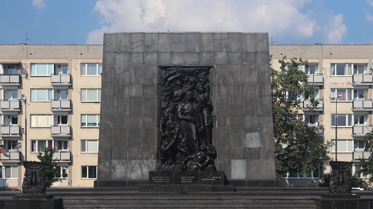 Ghetto Heroes Monument