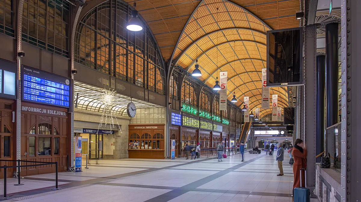 Wrocław Main Railway Station (Wrocław Główny)